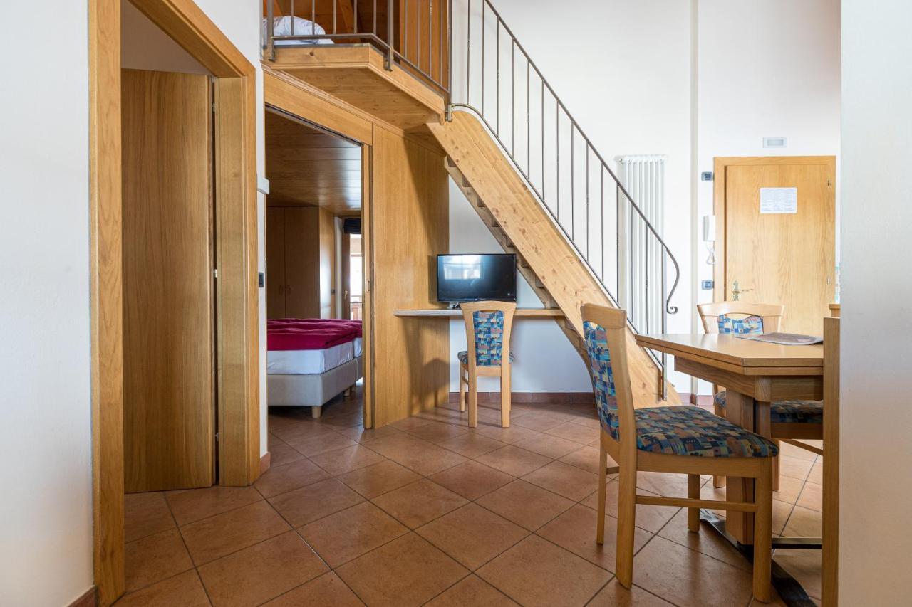 Miky House - Appartamenti Abar Livigno Eksteriør bilde